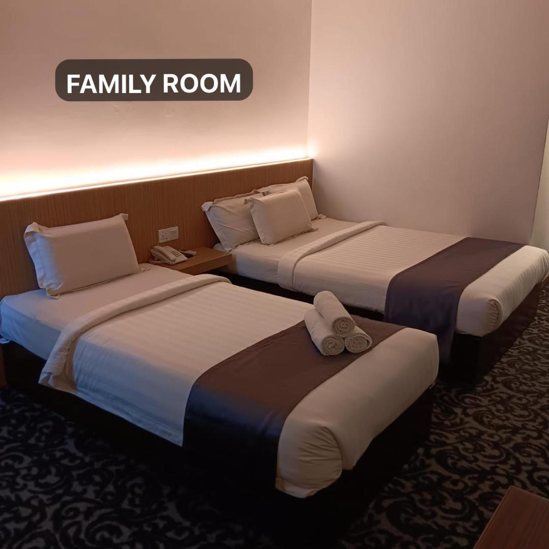 Go Lodge Hotel Kuantan Bagian luar foto