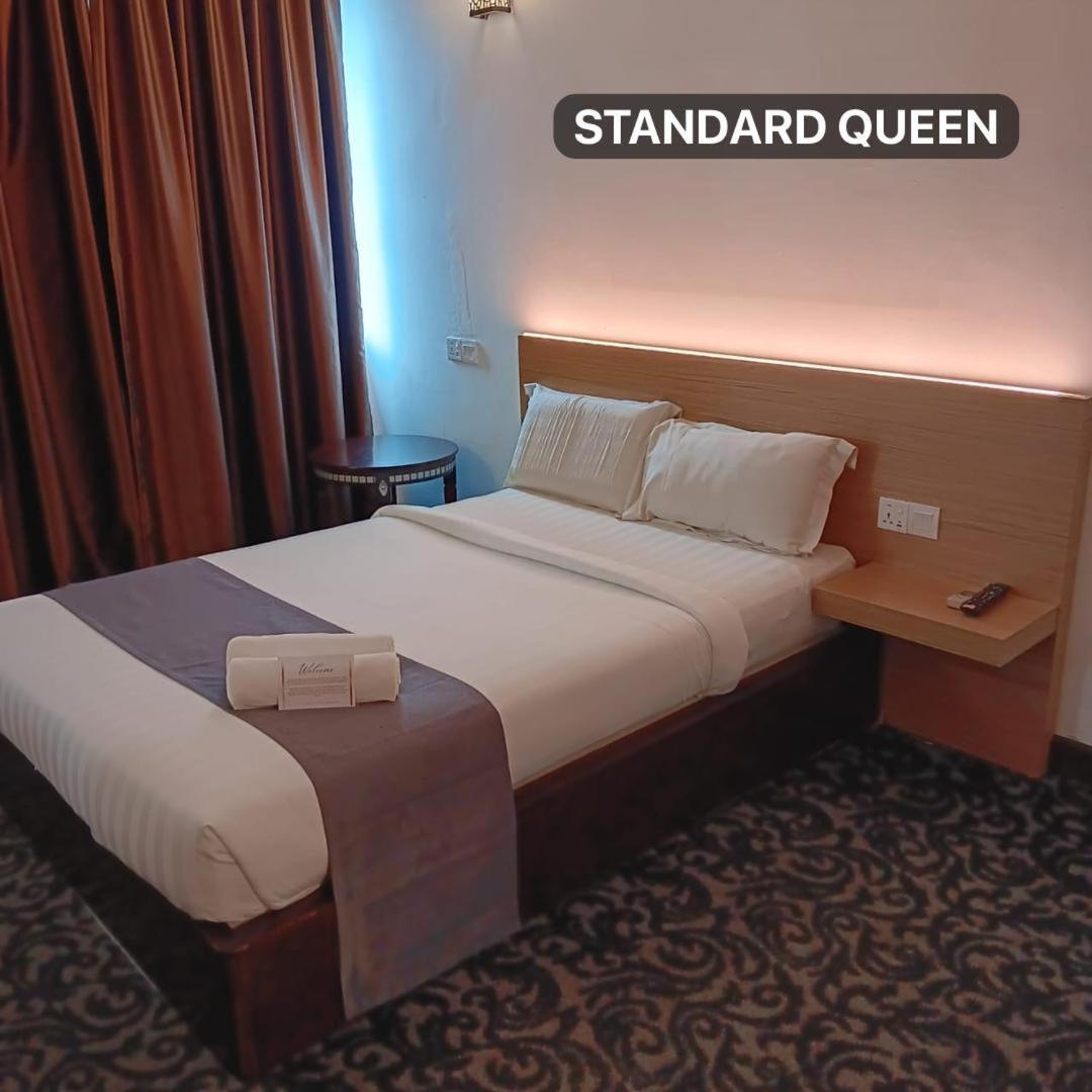 Go Lodge Hotel Kuantan Bagian luar foto